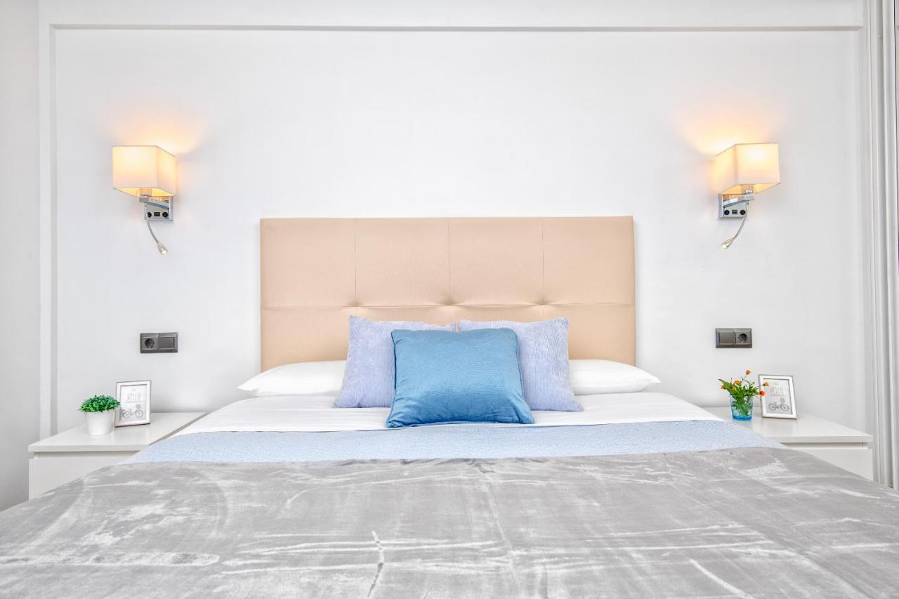 Apartamento LOLA PLAYA Puerto Marina Benalmádena Exterior foto