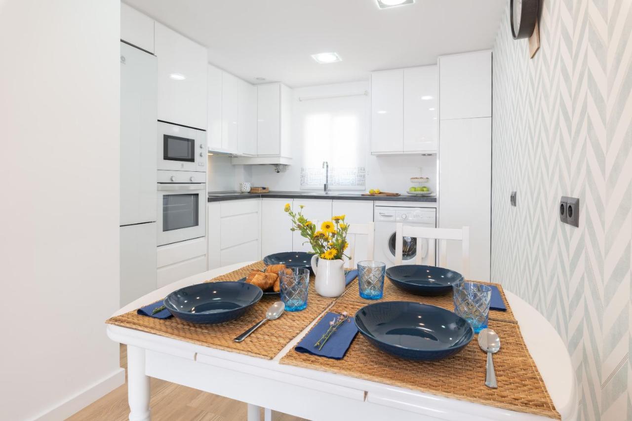 Apartamento LOLA PLAYA Puerto Marina Benalmádena Exterior foto