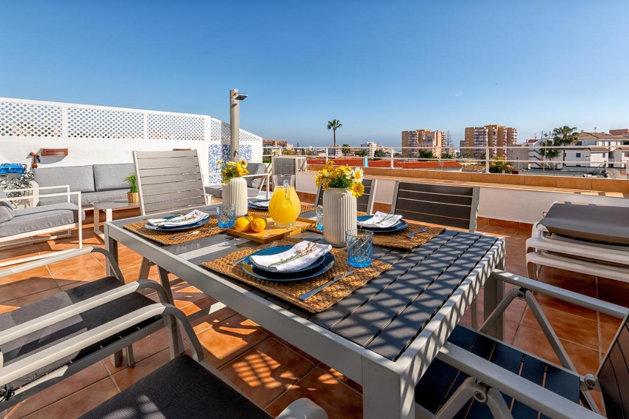 Apartamento LOLA PLAYA Puerto Marina Benalmádena Exterior foto
