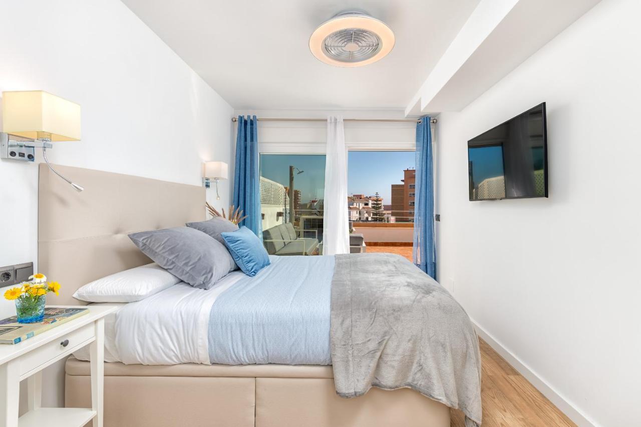 Apartamento LOLA PLAYA Puerto Marina Benalmádena Exterior foto